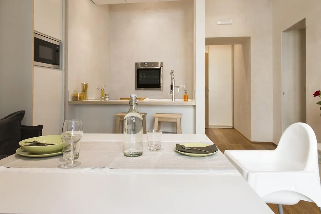 00192 Luxury Apartment Rome