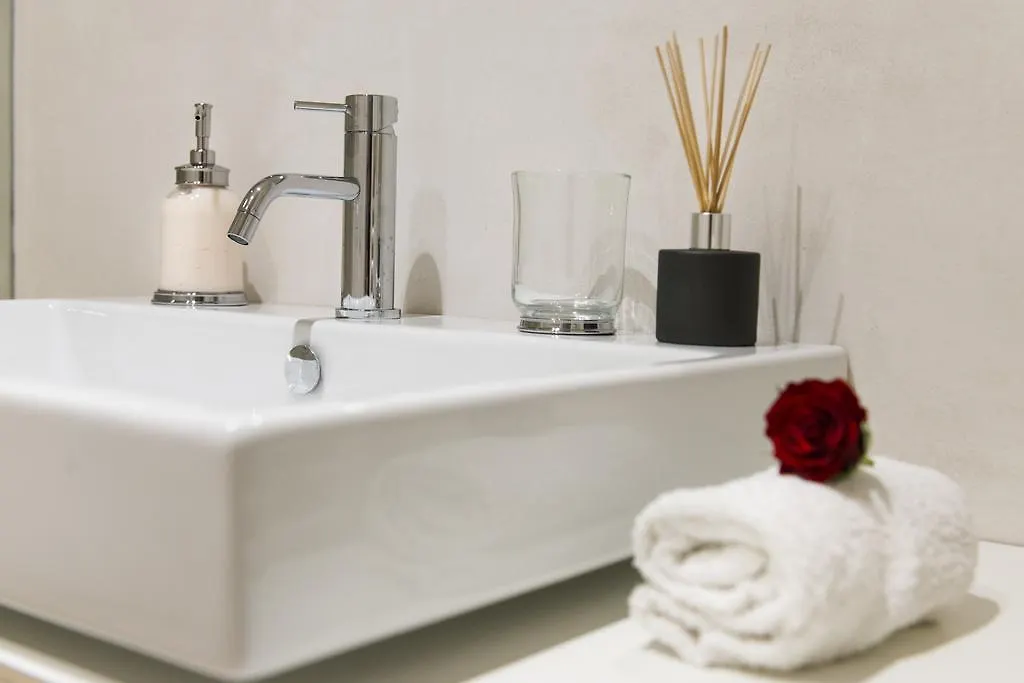 00192 Luxury Apartment Rome