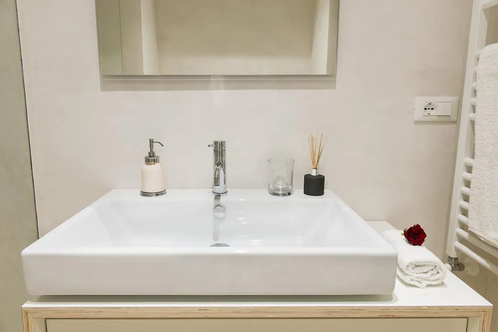 00192 Luxury Apartment Rome